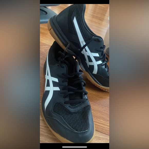 Women’s volleyball shoes - Picture 2 of 4